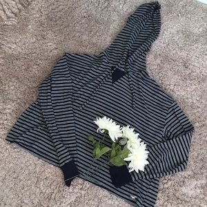 Cropped hollister long sleeve